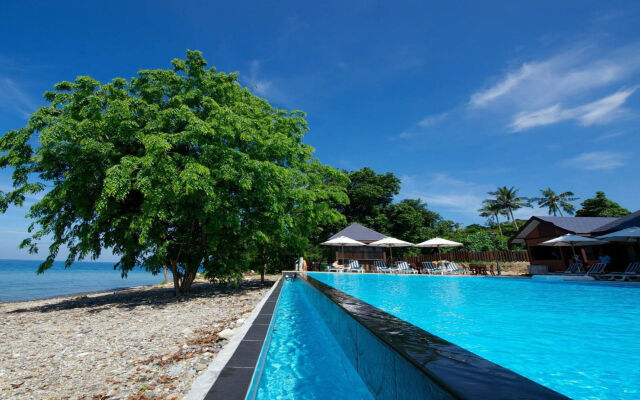 Tunamaya Beach & Spa Resort