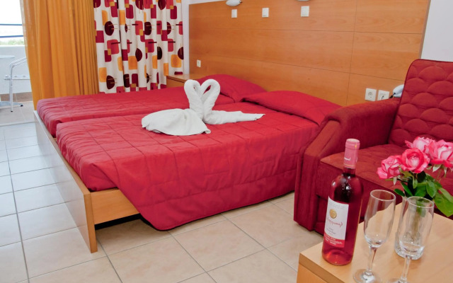 Hotel Tigaki's Star