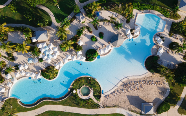 St. Martin Beach Hotel