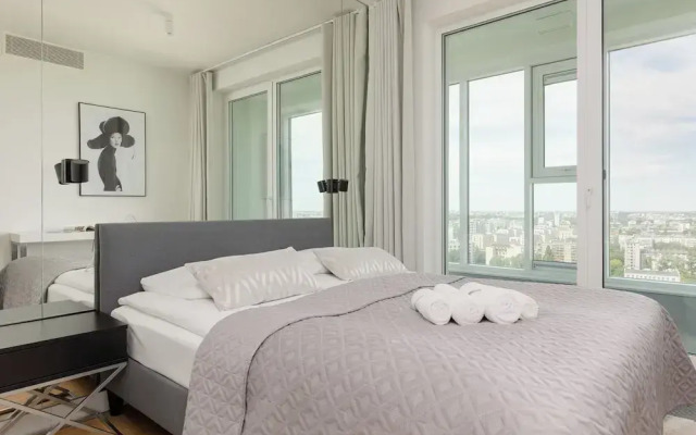 Unique Tower Warsaw by Renters Prestige