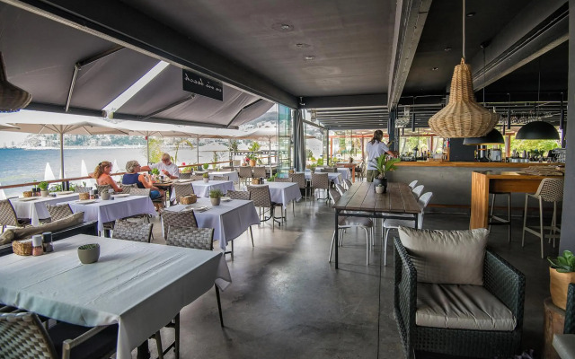 Sun Hotel by En Vie Beach - Adults Only