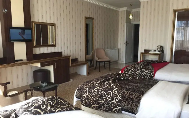 Maciter Hotel