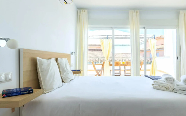 LA MERCED Penthouse 4BR 2BT Private Terrace