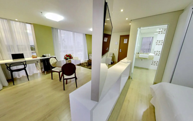 Select Hotel
