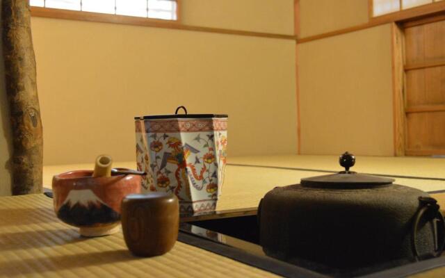 Yadoya Manjiro