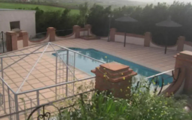Villa Minerva With Views of the Serrania de Ronda