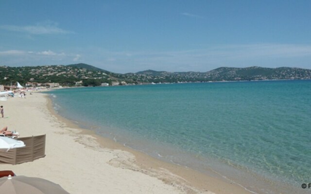 House With 2 Bedrooms in Sainte-maxime, With Wonderful Mountain View,