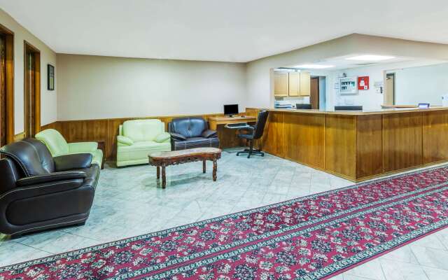 Super 8 by Wyndham Irving DFW Airport/South