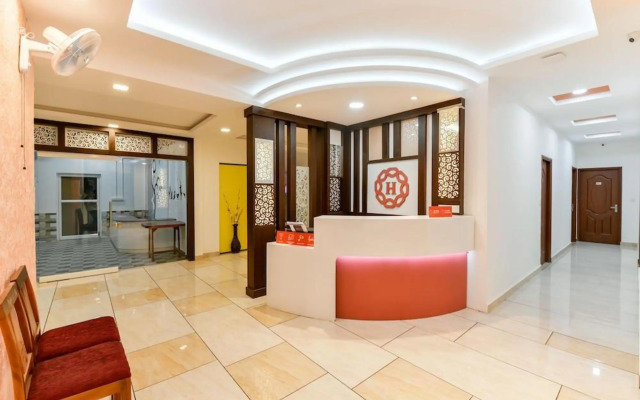 OYO 24373 Hilite Inn