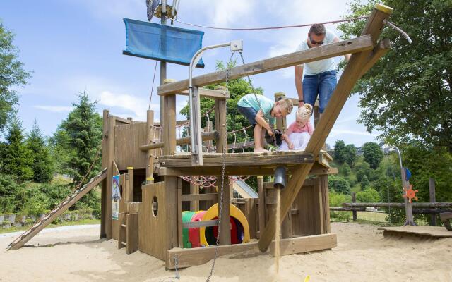 Bungalow in Eifelpark Near Kronenburger Lake