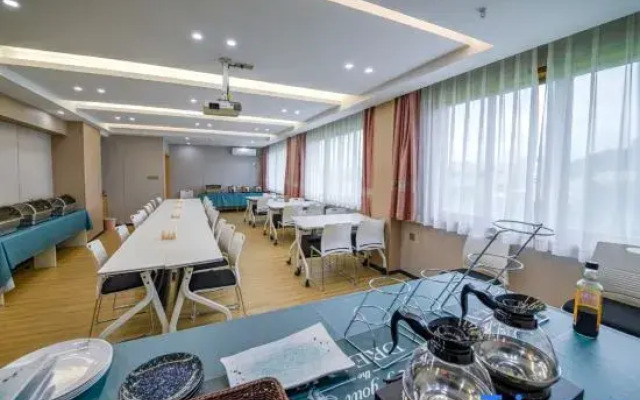 Bai Rui Hotel