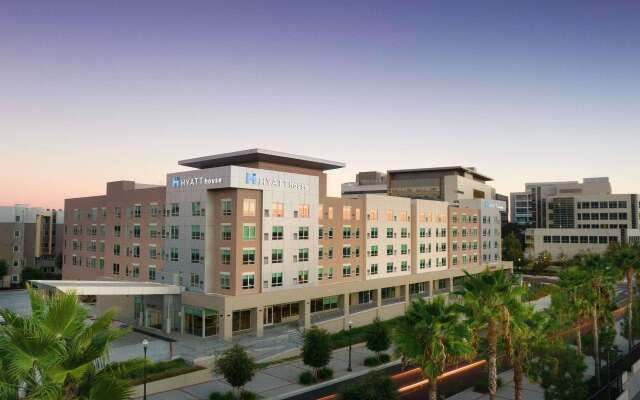 Hyatt House LA - University Medical Center