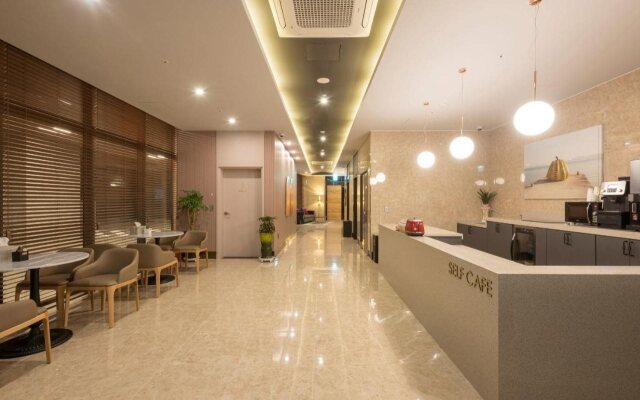 Guseo Browndot Hotel