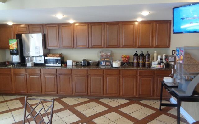 SureStay Hotel by Best Western Helen Downtown