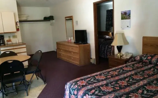 East Kootenay Motel