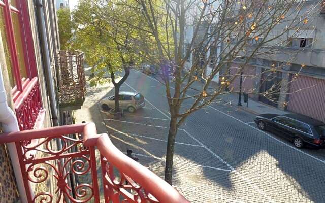 Canvas Atelier Hostel