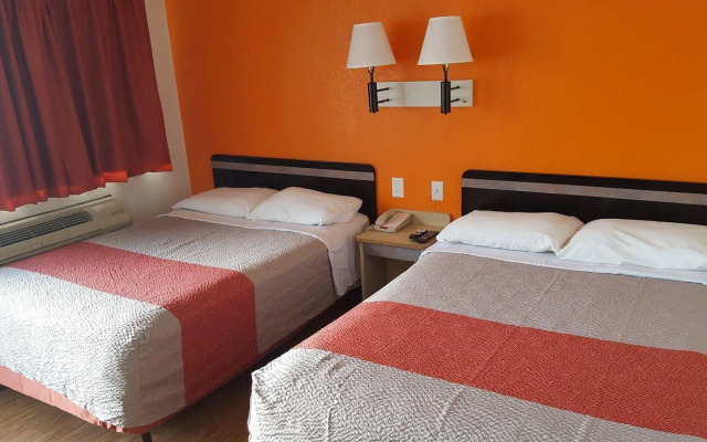 Super 8 by Wyndham Big Spring