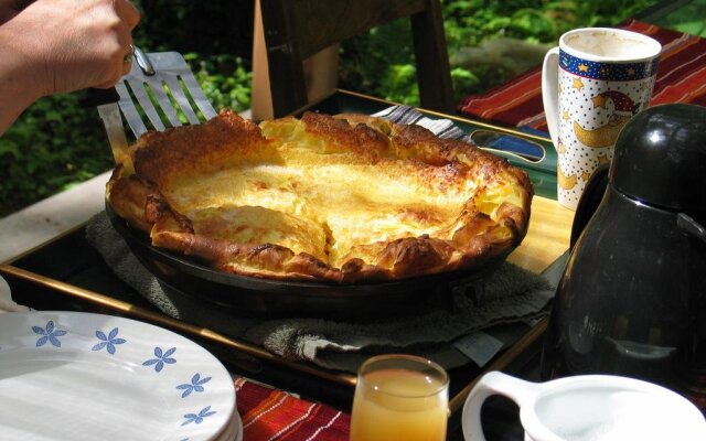 At Kw'o kw'e hala Eco Retreat B&B