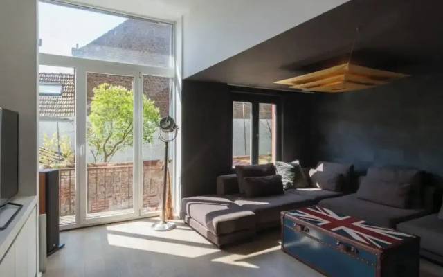 Flagey Terrace Design residence