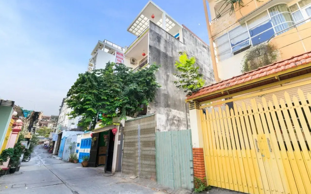 Sakura Cholon Hostel