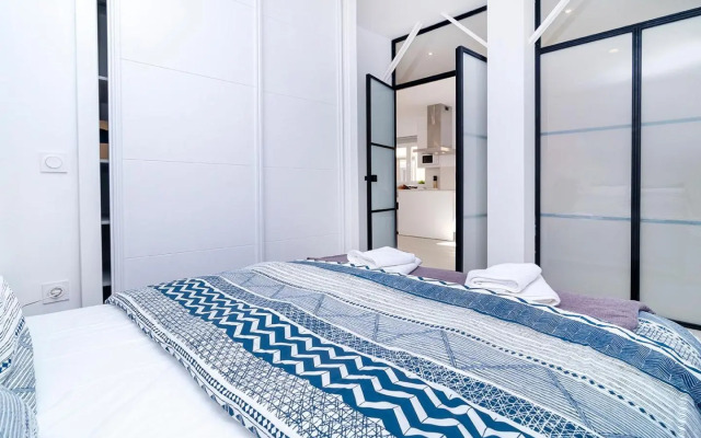 Smiling Apartment Near Puerta del Sol by Batuecas