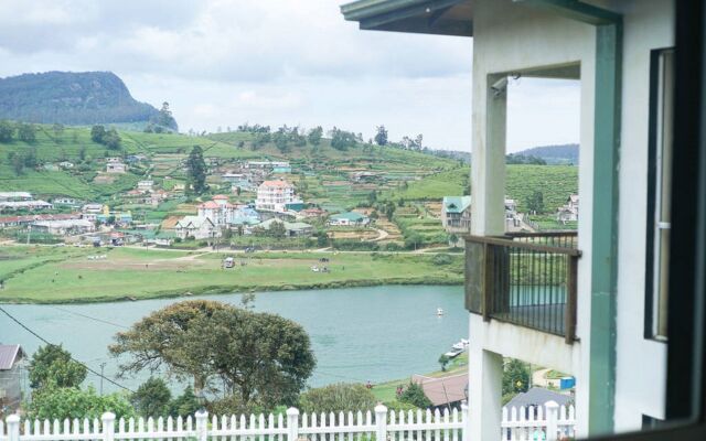 Lake View Comfort Bungalow