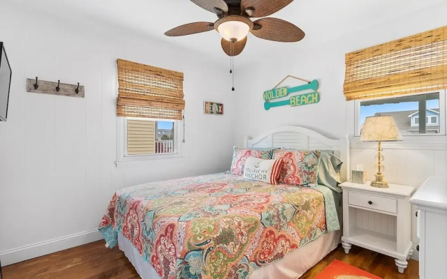 The Marlin House / 143 Marlin Drive 3 Bedroom Home