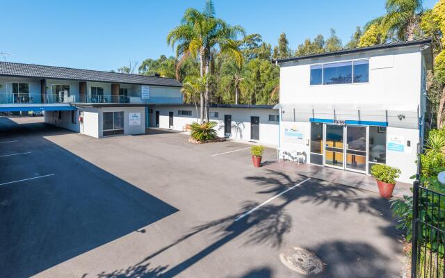 The Esplanade Motel