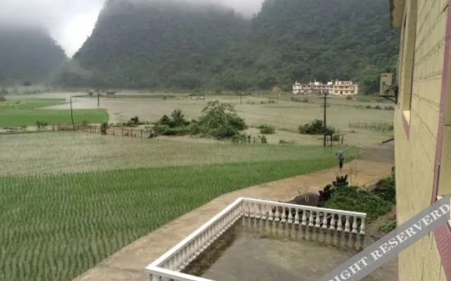 Maolan Beibao Inn