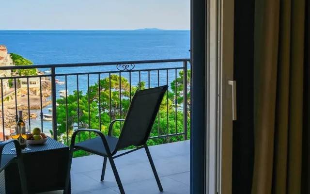 B&B Zora Panoramic View