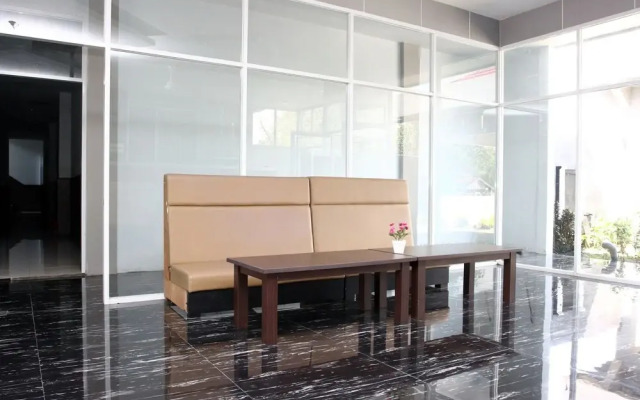 Hotel Royal by OYO Rooms