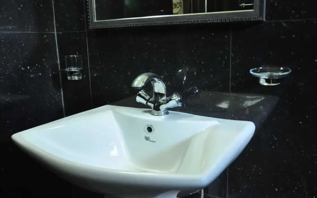 Asantha Guest House