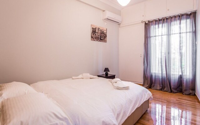 Adorable apartment under Acropolis
