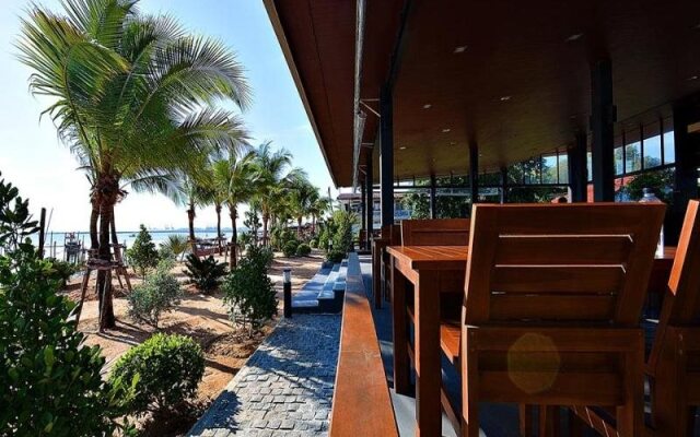 Golden Dragon Beach