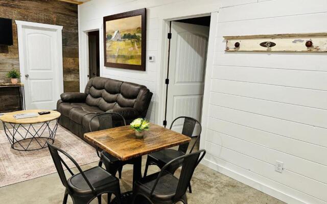 Knotty Squirrel Cabins