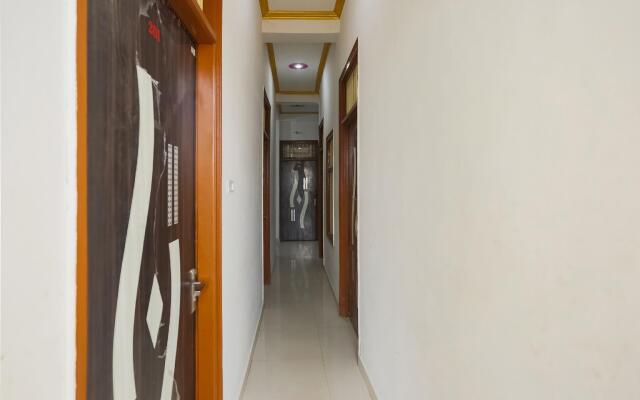 SPOT ON 72214 Mahi Paying Guest House
