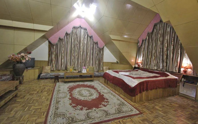 Chandermukhi Cottage