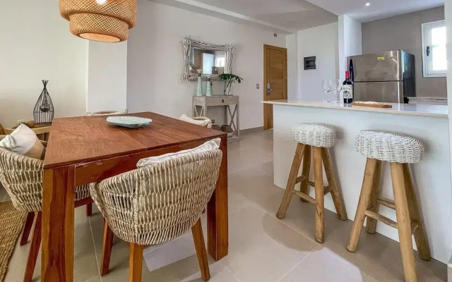 Beautiful Condo Just Steps Away From the Beach