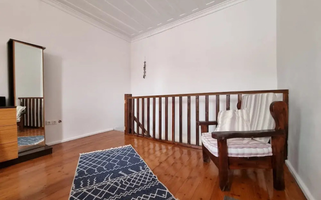 Charming Traditional 1-bed House in Rhodes