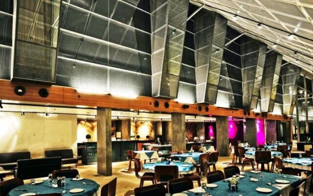 Mana Hotel