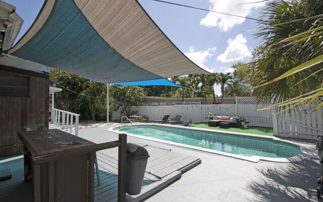 Tarpon River Getaway - New