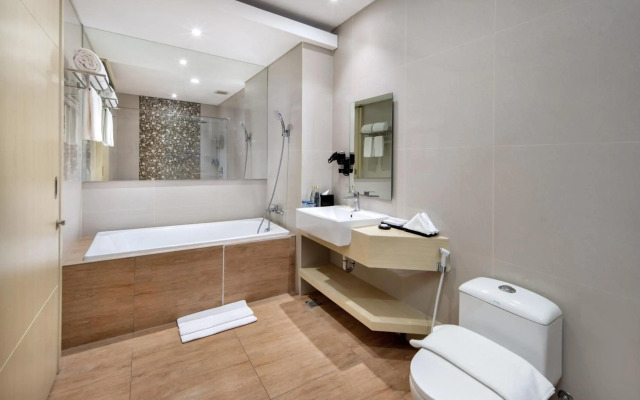 Four Star by Trans Hotel Sanur
