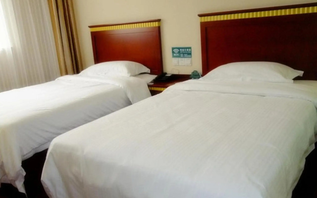 GreenTree Inn LiuAn HuoQiu County JianXing Road Express Hotel