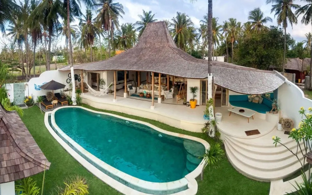 De'Coco Villa and Suites