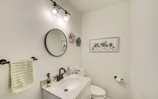 Chic Lancaster Vacation Rental, Walkable Location!