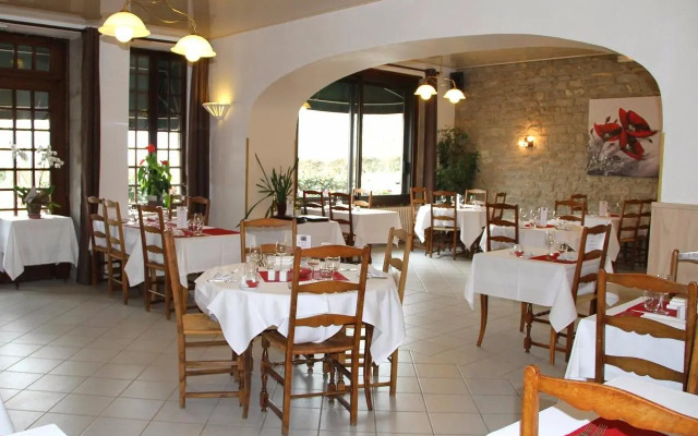 Hostellerie des Monts Jura