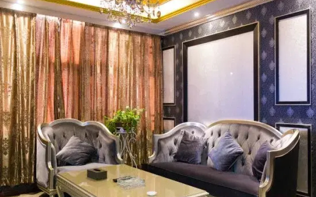 Qixian Jinbaihui Business Hotel