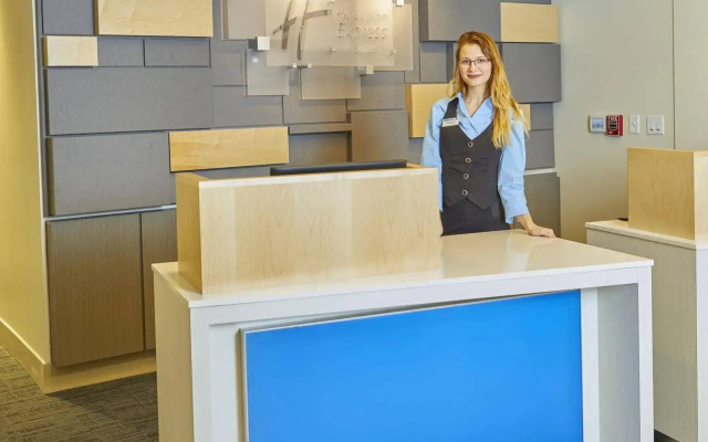 Holiday Inn Express & Suites Hermiston Downtown by IHG