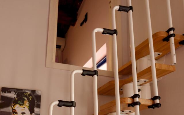 Duomo 77 in Napoli with 2 bedrooms and 2 bathrooms