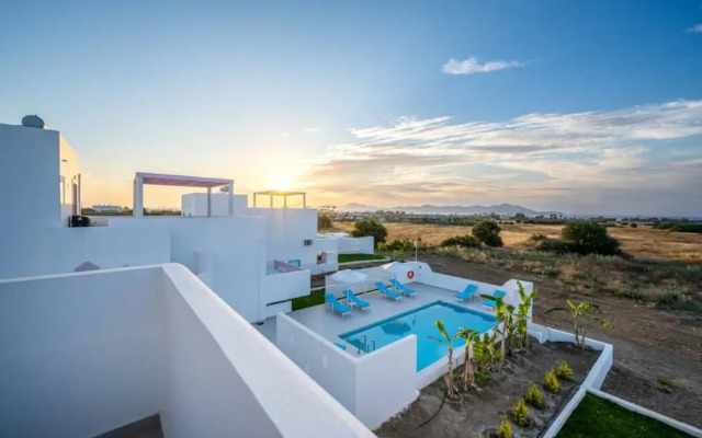 Xenos Villa 6 With a Private Pool Near the sea